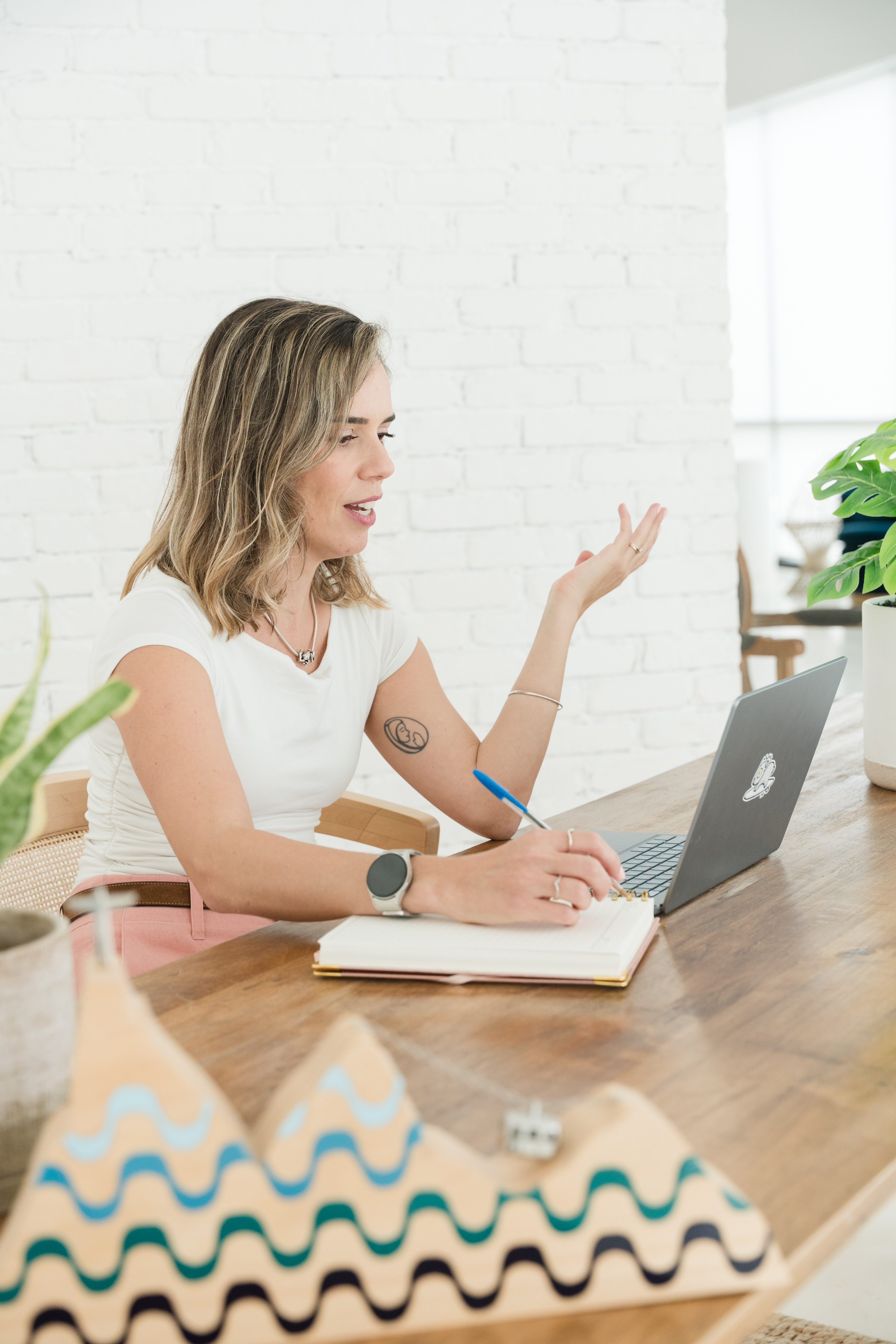 Ambiente acolhedor para escuta psicanalítica.